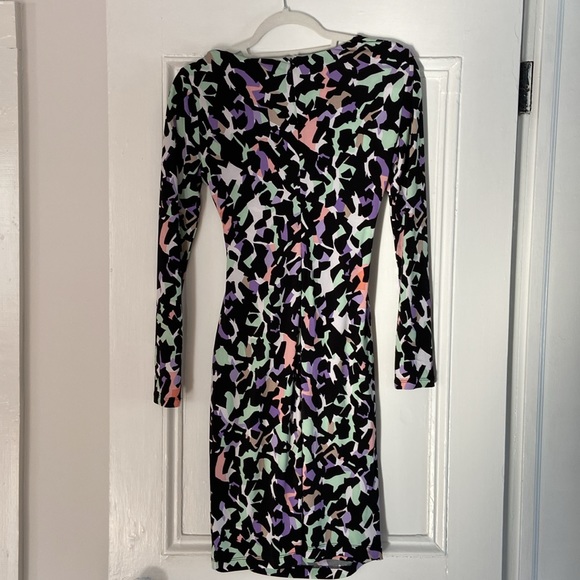 Calvin Klein Geometric Pattern Faux Wrap Dress - Picture 2 of 10